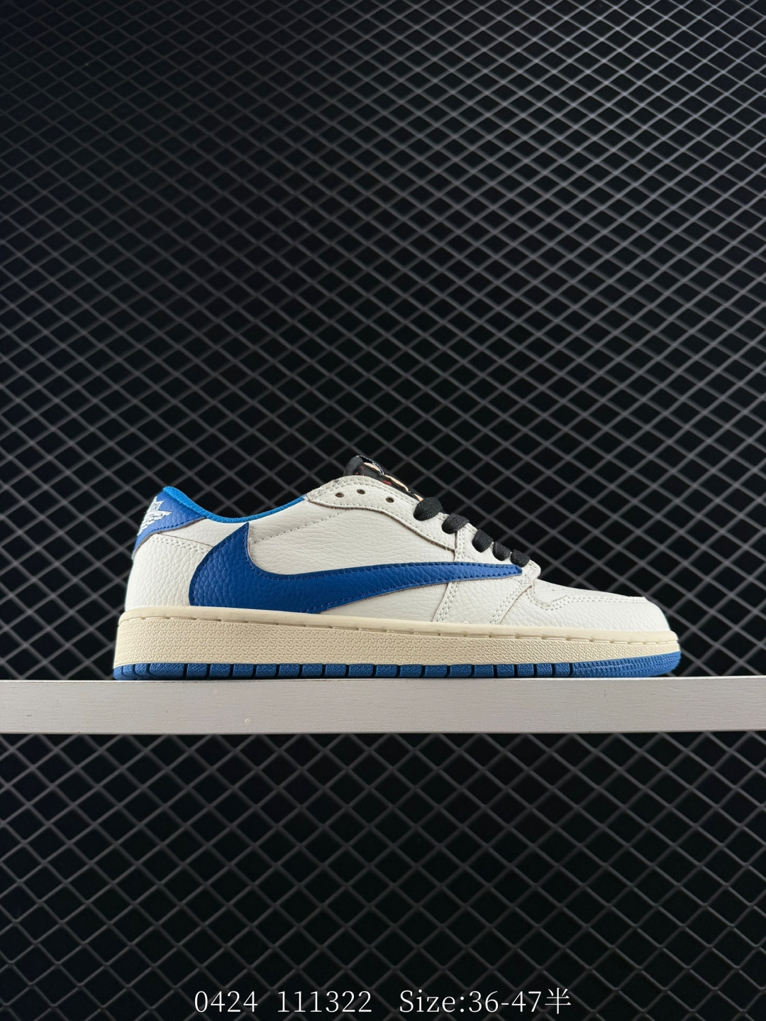 Travis Scott x Air Jordan 1 ” Reverse Mocha “